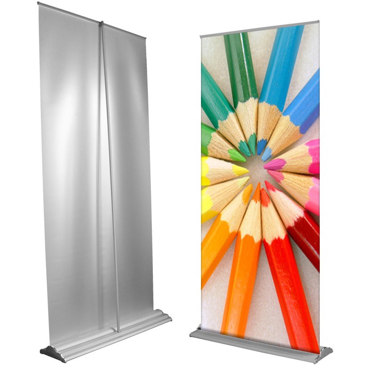 Porta Banner roll up riavvolgibile telescopico