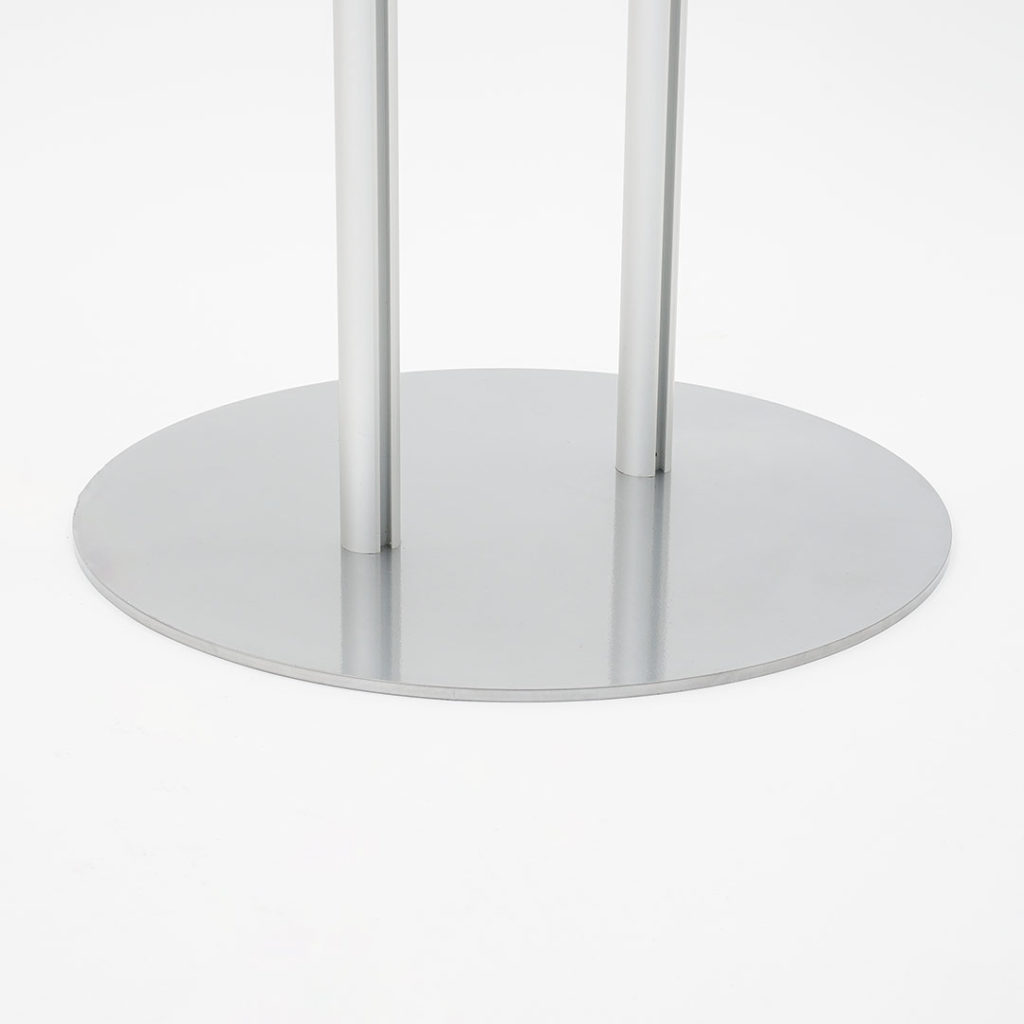 cornice a scatto da terra con piantana autoportante finitura silver base tonda