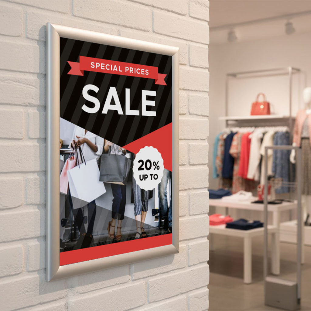 cornice pubblicitaria per negozi