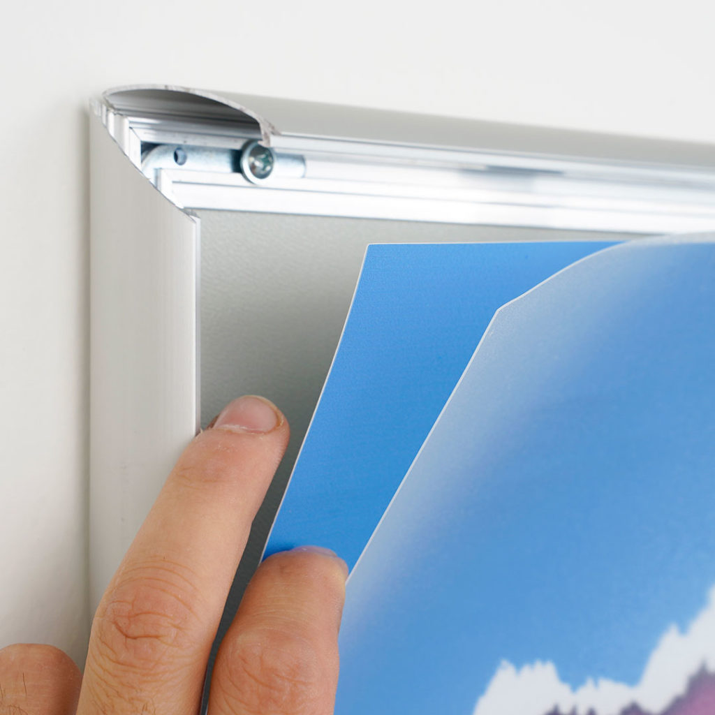 cornice angoli vivi silver per espositore da muro