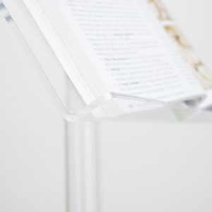 leggio in plexiglass con ripiano trasparente porta libro