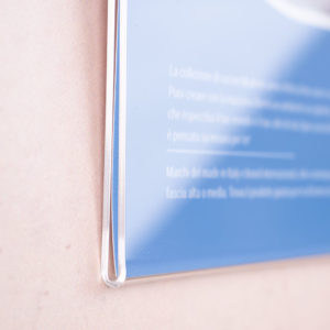 porta avvisi in plexiglass per bassa da muro