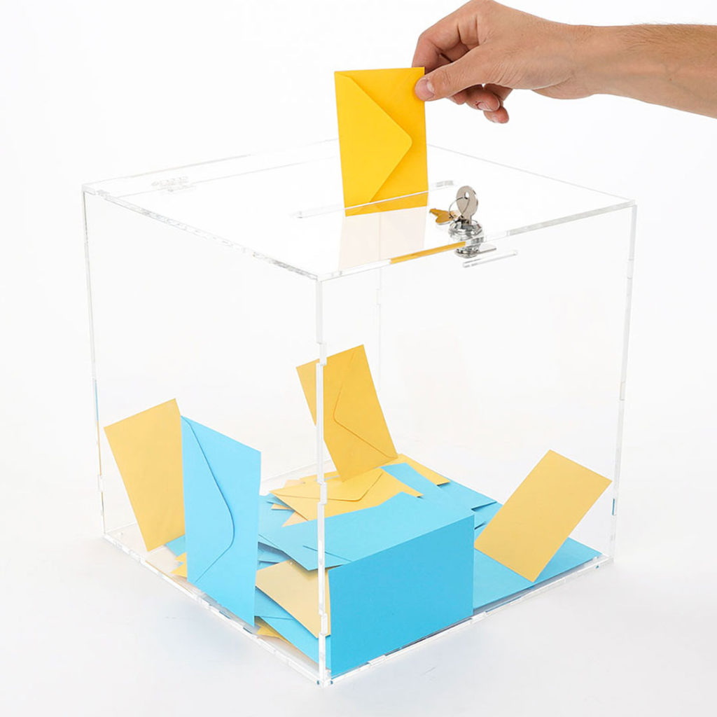 urna in plexiglass quadrata