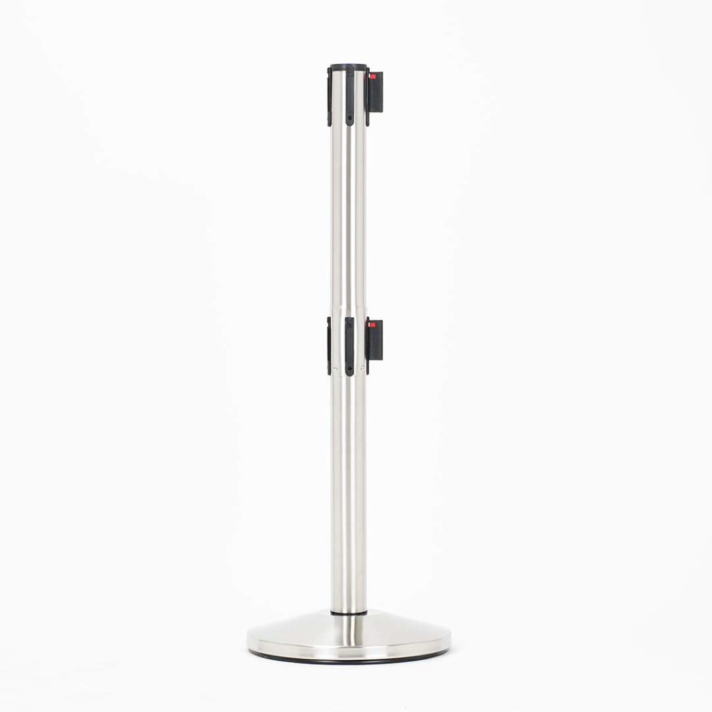 colonnina segnapercorso in acciaio satinato con doppio nastro