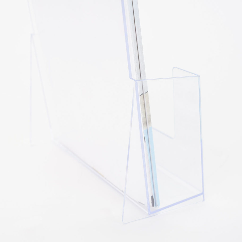 porta depliant da muro in plexiglass trasparente autoportante