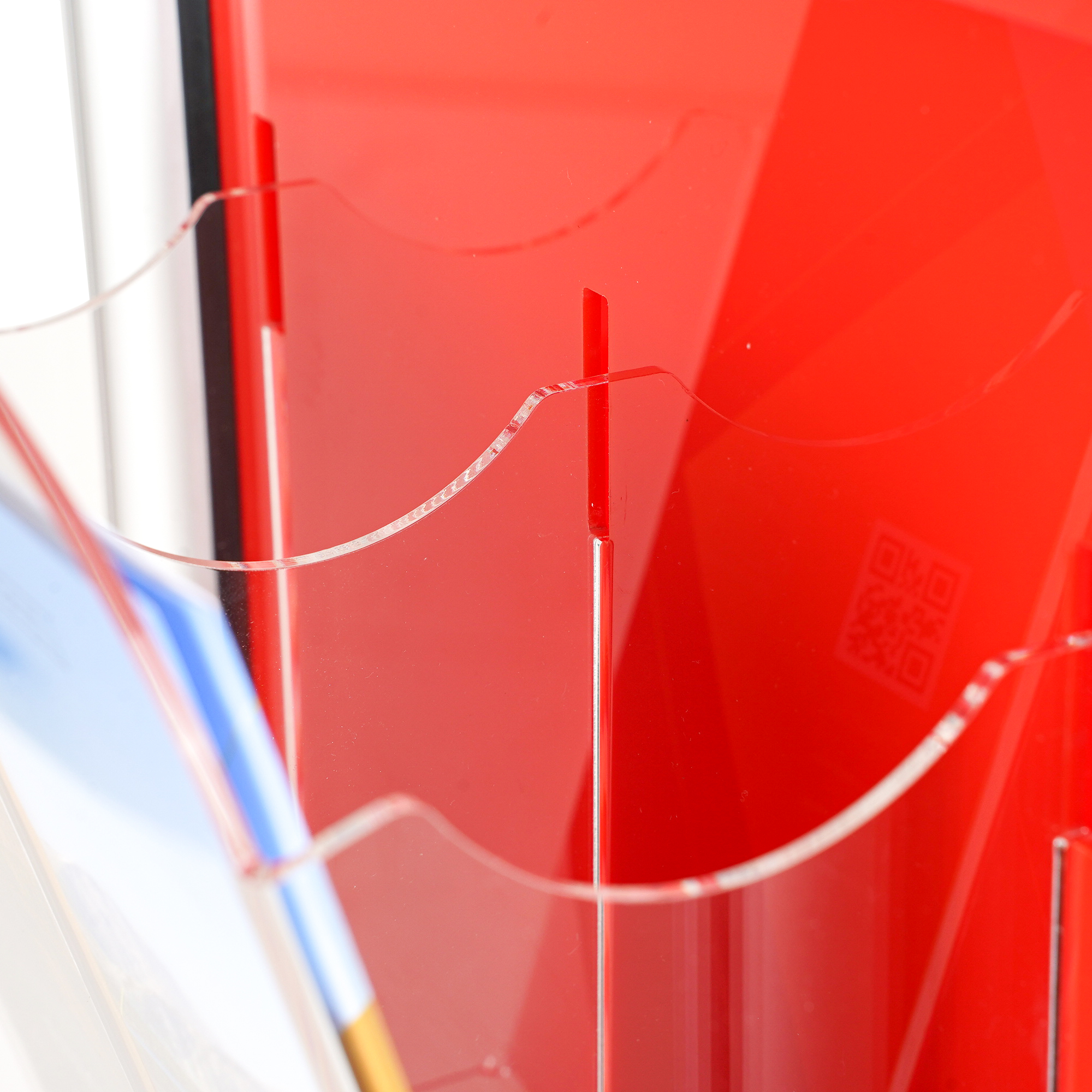 Espositore In Plexiglass Per Parete - Porta Avvisi A3, 42x30 Cm, Con Distanziali Alluminio - Foto 2