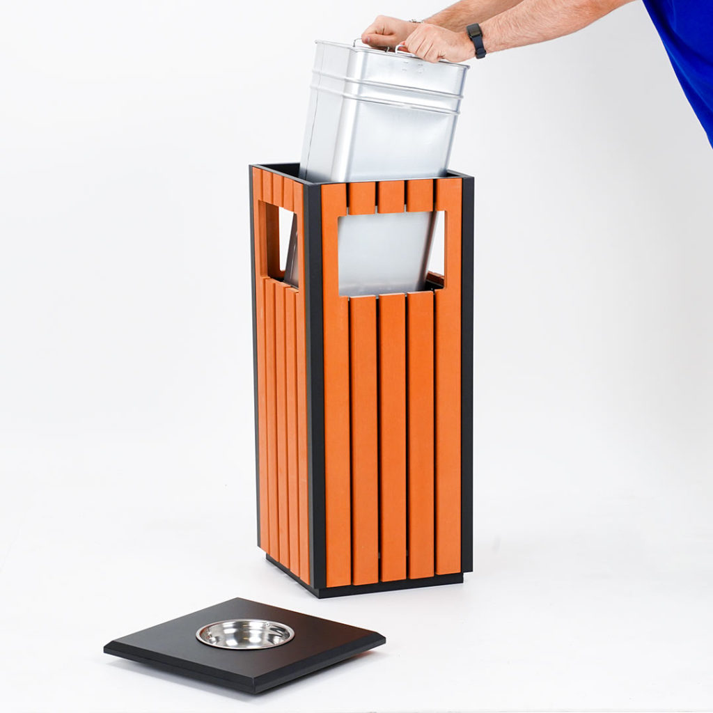 cestino per arredo urbano con bidone rimovibile