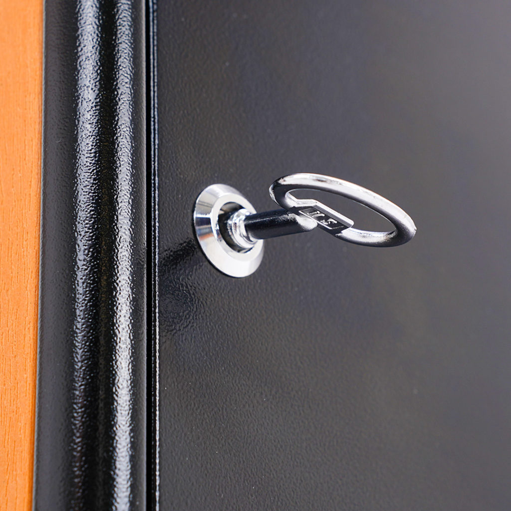 cestino da esterno con serratura