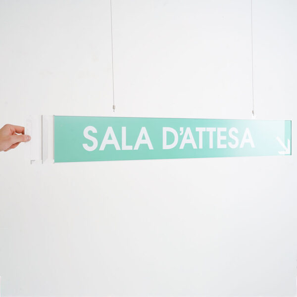 targa a sospensione