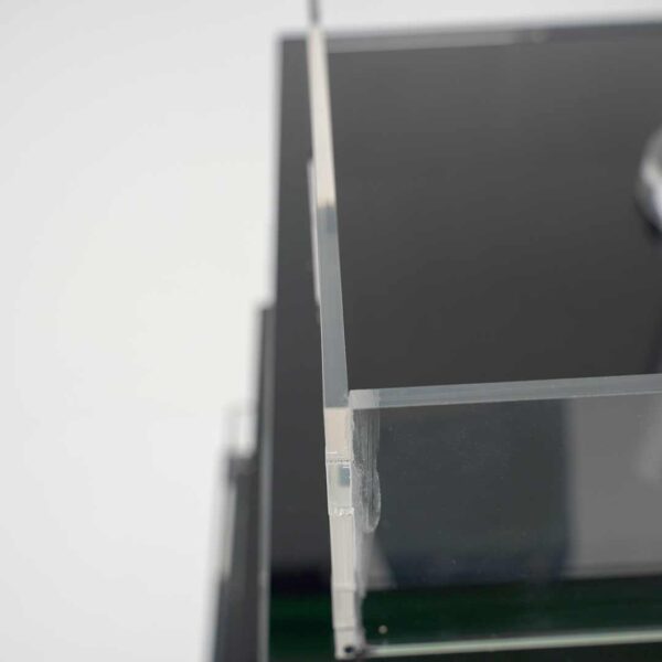 DPK-R3-espositore-da-terra-autoportante-con-scaffali-porta-oggetti-spessore-plexiglass